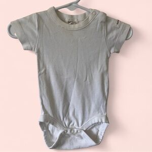 Newbie UK Brand Short Sleeve One Piece White Onesie Bodysuit Infant Unisex